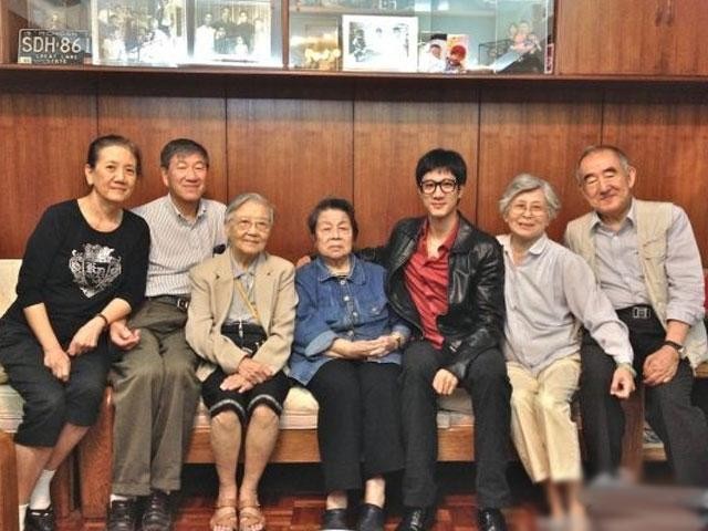 王力宏桌面壁纸 高清_王力宏离婚事件真相_王力宏优质偶像经历