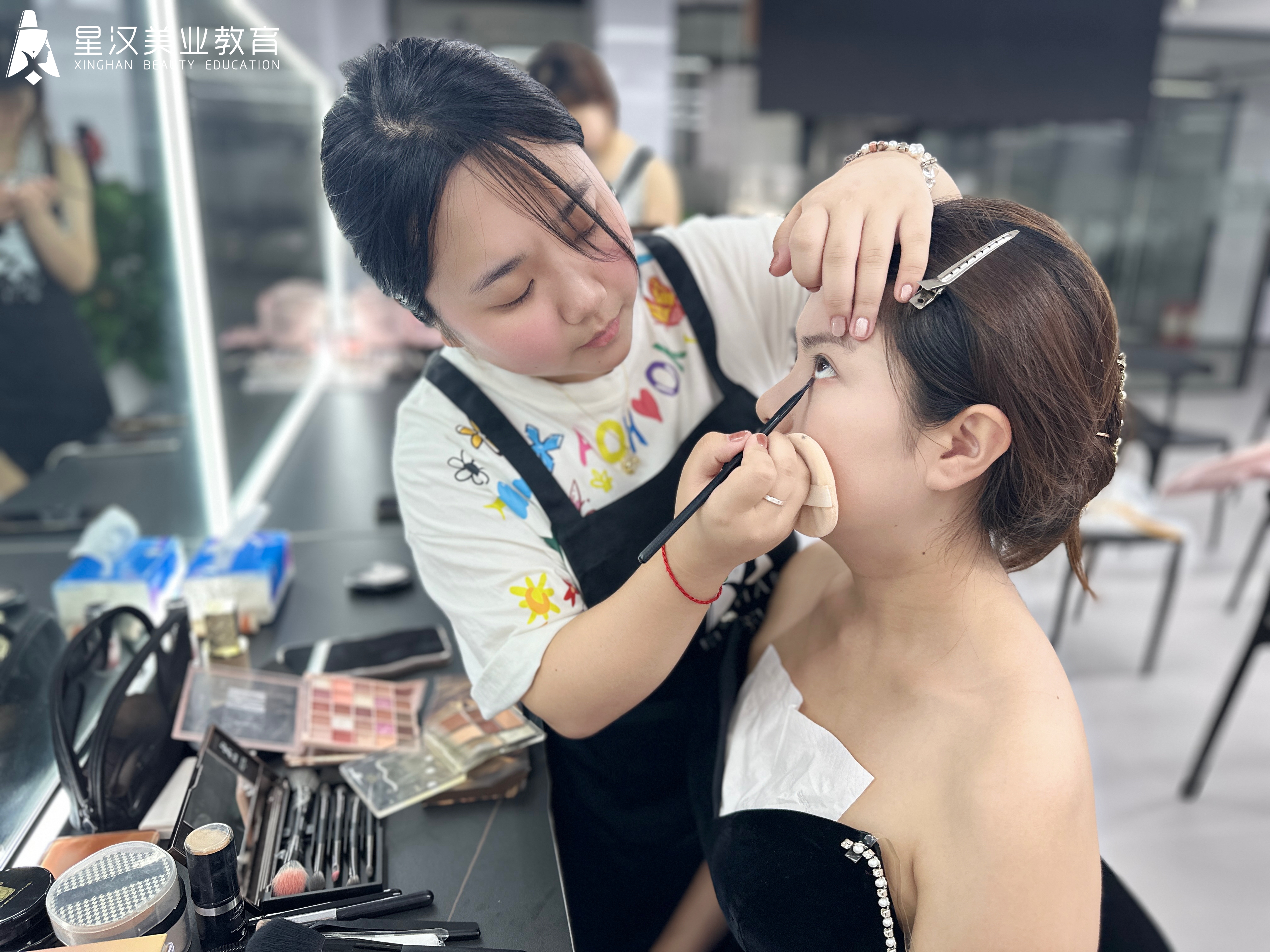全国美发学校最新排名_星汉美业教育口碑_长沙美业培训排名