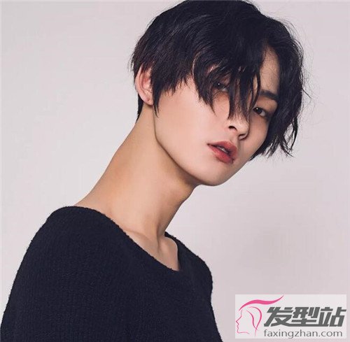 男生头发两边翘怎么办_头发两侧白头发多是什么原因_压下来方法