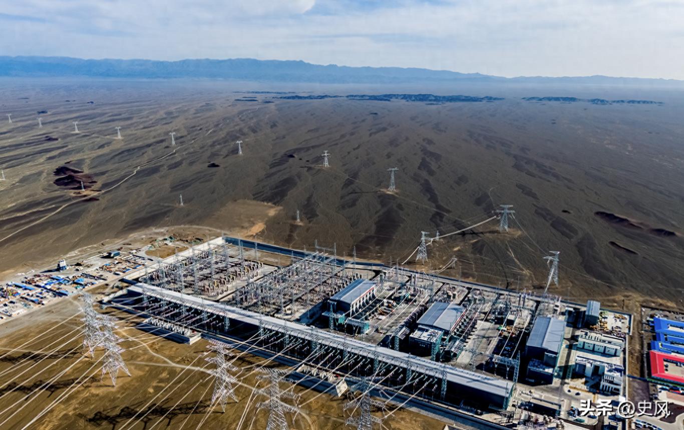 新疆光热发电基地_哈密光热储项目_太阳能光热幕墙