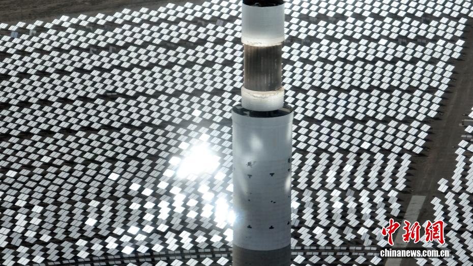 塔式熔盐储能光热技术_太阳能光热幕墙_青海中控德令哈50MW塔式光热电站