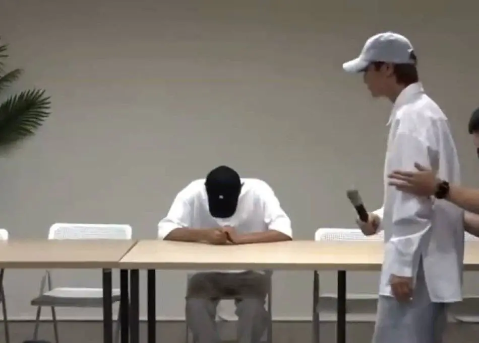 吴映洁炎亚纶借精生子_吴映洁戴向宇亲密照_鬼鬼炎亚纶关系史