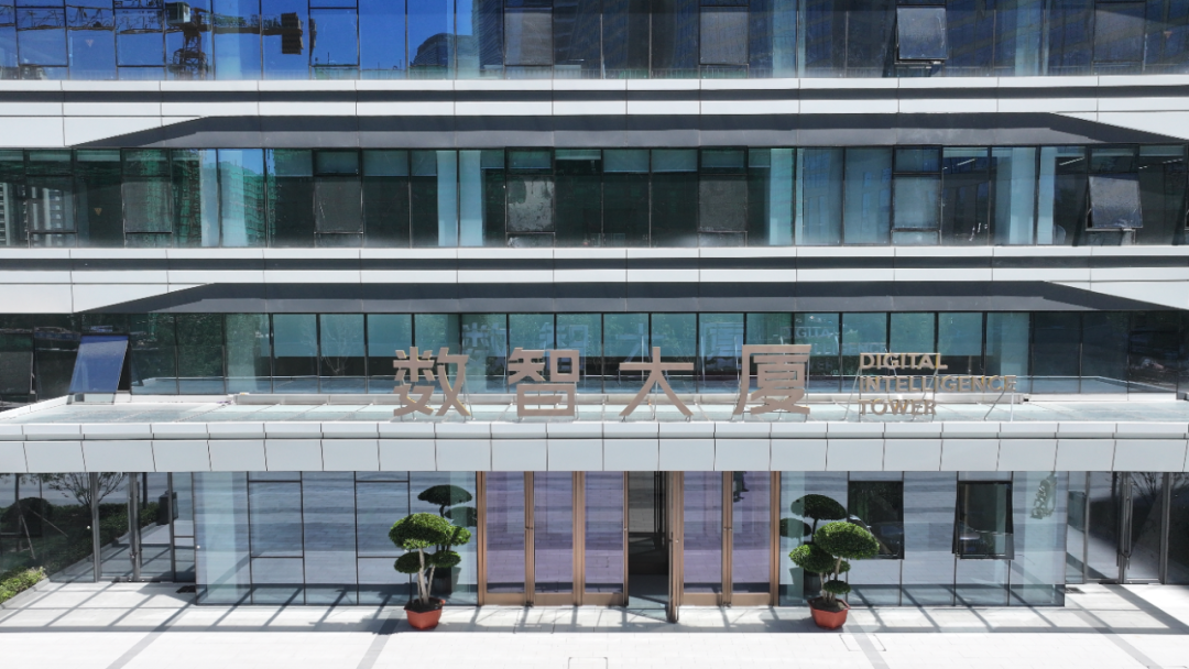 光纤传输带宽_工业互联网平台_智能制造解决方案_数字化转型服务