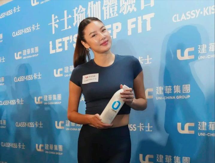 乐基儿离婚后生活_乐基儿近况_黎明和乐基儿图片