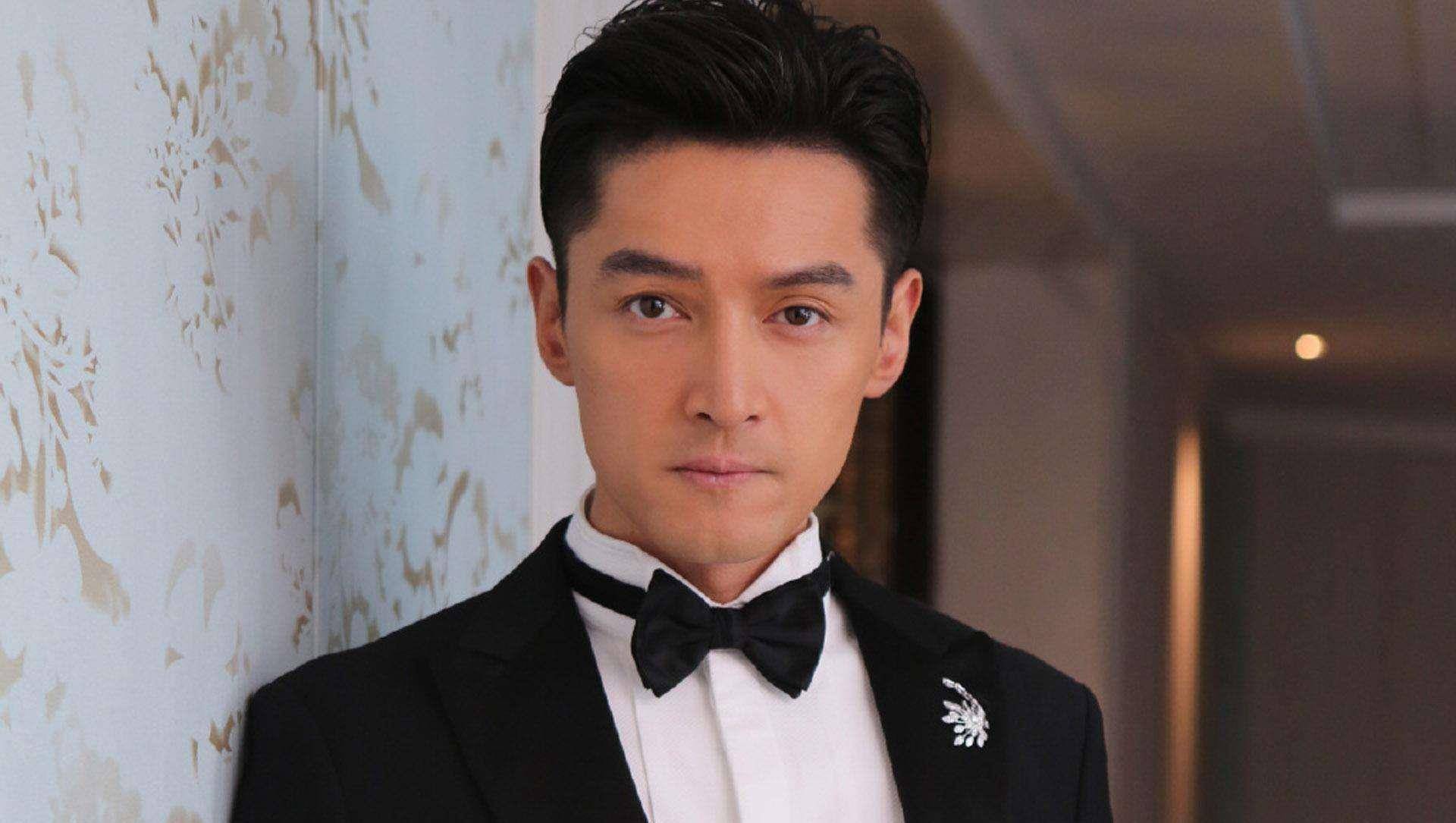 胡歌伪装者导演后悔_快乐大本营 胡歌王凯_王凯硬塞关系户解决危机