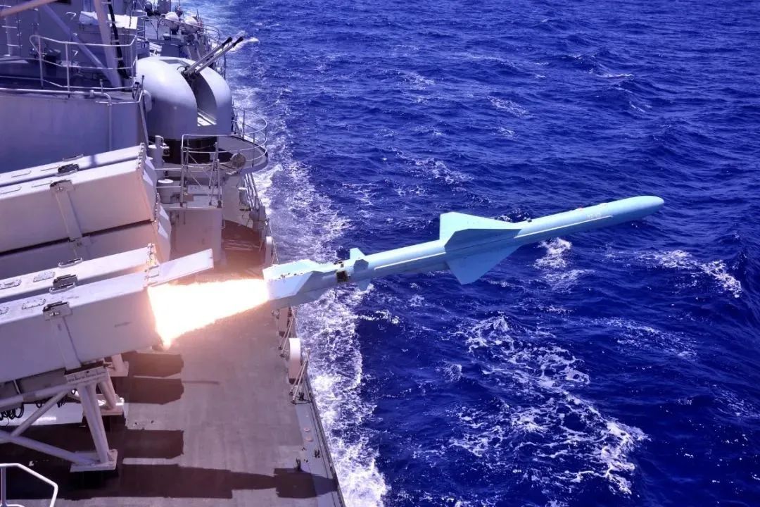 湛江舰退役仪式_珠海舰退役仪式_中国海军舰艇退役