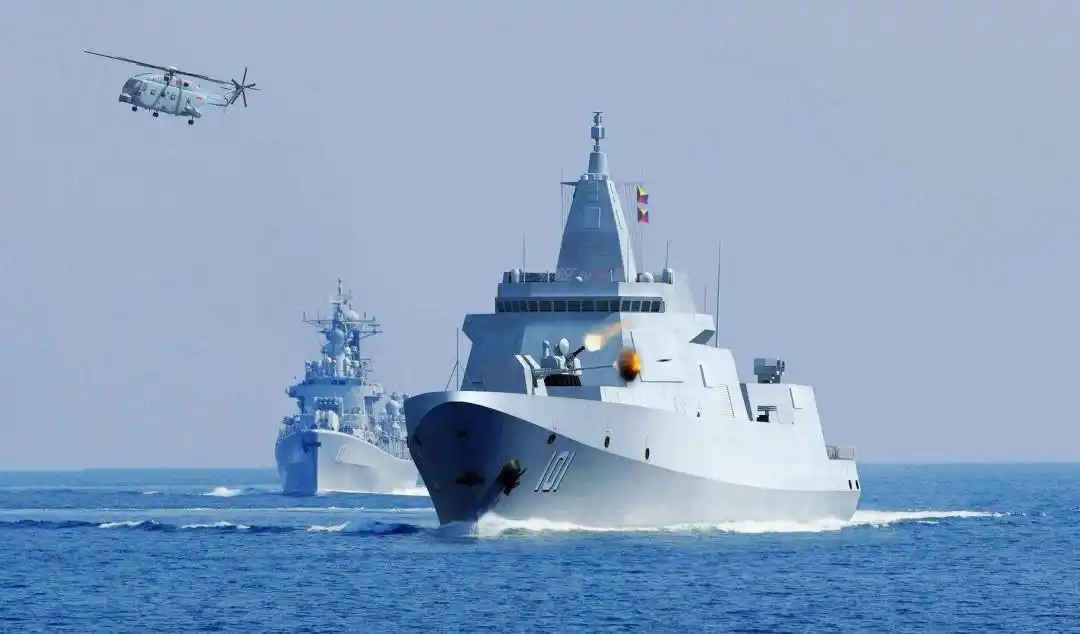 美国海军退役LCS独立级濒海战斗舰_中国海军舰艇退役_中国海军022隐身导弹艇对比