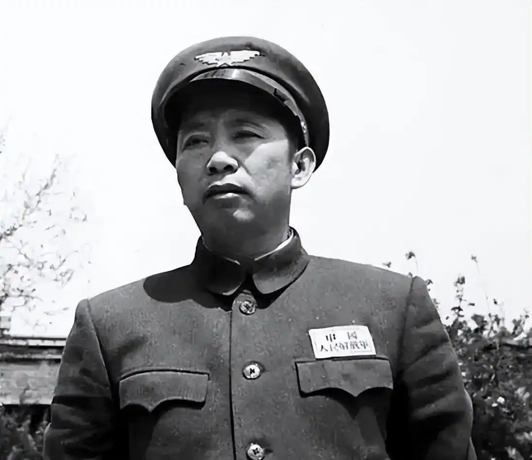 刘亚楼上将葬礼规格_刘亚楼子女_刘亚楼担任空军司令背景故事