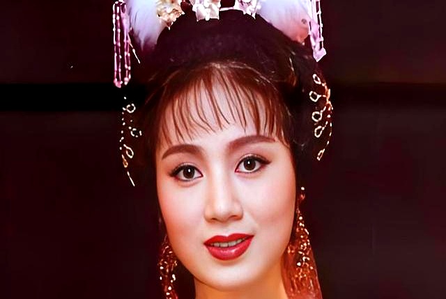马兰和余秋雨定居上海生活_黄梅戏女皇马兰近况_马兰和余秋雨离婚了吗
