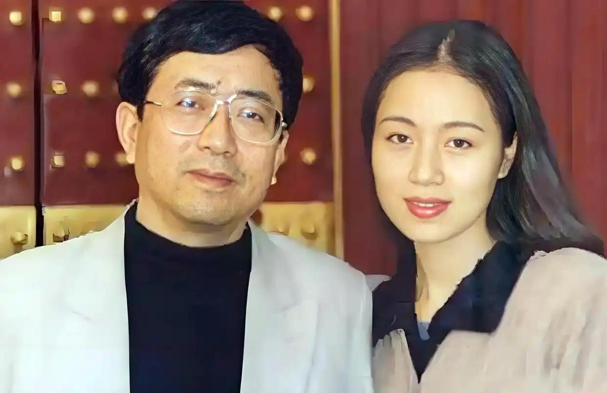 马兰和余秋雨离婚了吗_马兰余秋雨丁克婚姻_马兰放弃黄梅戏选择丁克