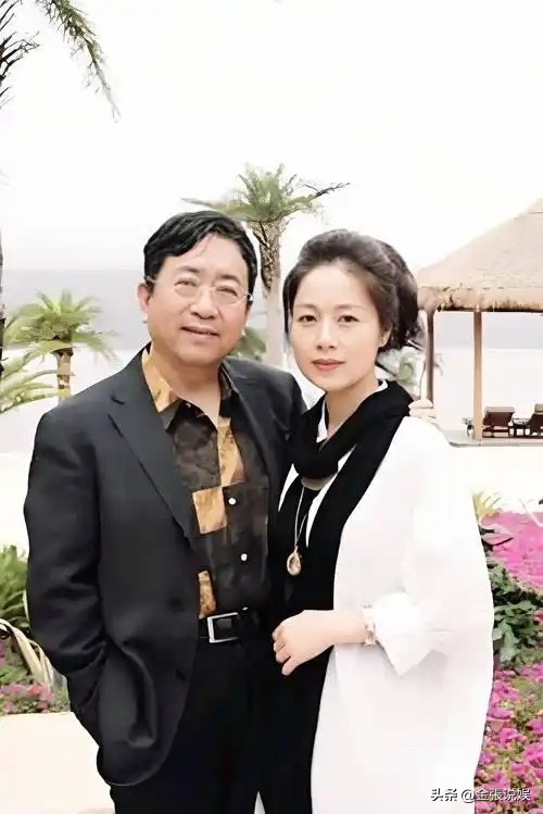 余秋雨马兰丁克家庭33年_丁克夫妻晚年生活状态_马兰和余秋雨离婚了吗