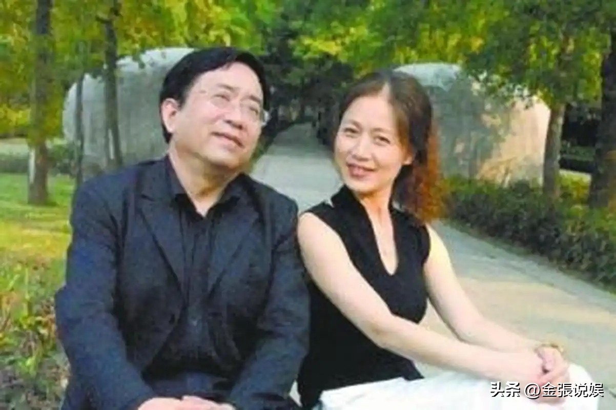 余秋雨马兰丁克家庭33年_马兰和余秋雨离婚了吗_丁克夫妻晚年生活状态