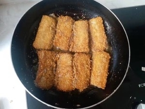 红烧左口鱼_红烧带鱼段 金龙鱼油做法 夏季开胃菜