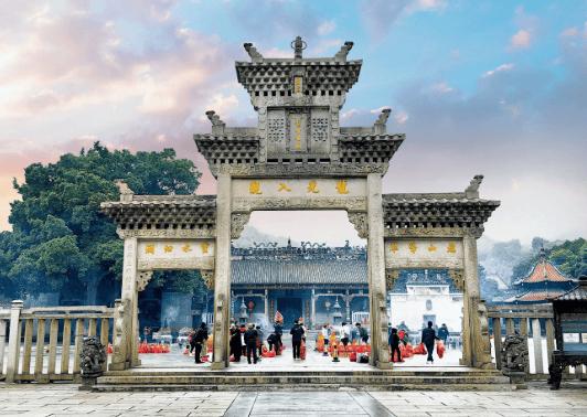 德庆龙母祖庙_盘龙峡生态旅游区_德庆盘龙峡生态旅游区