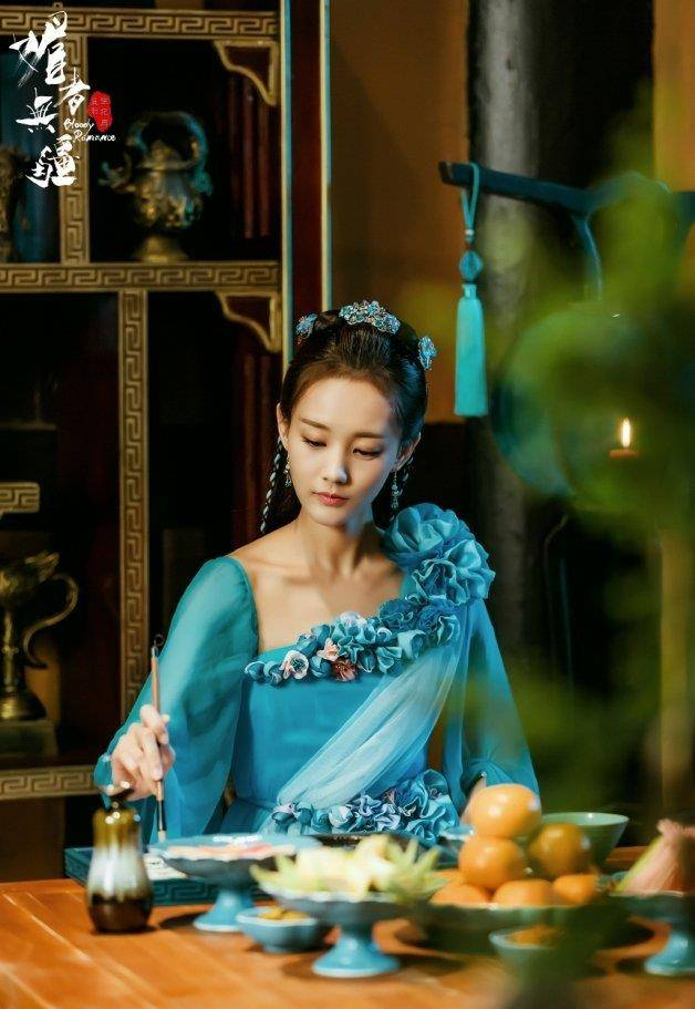 李一桐必看电视剧_李一桐演技_罗晋认识赵丽颖吗