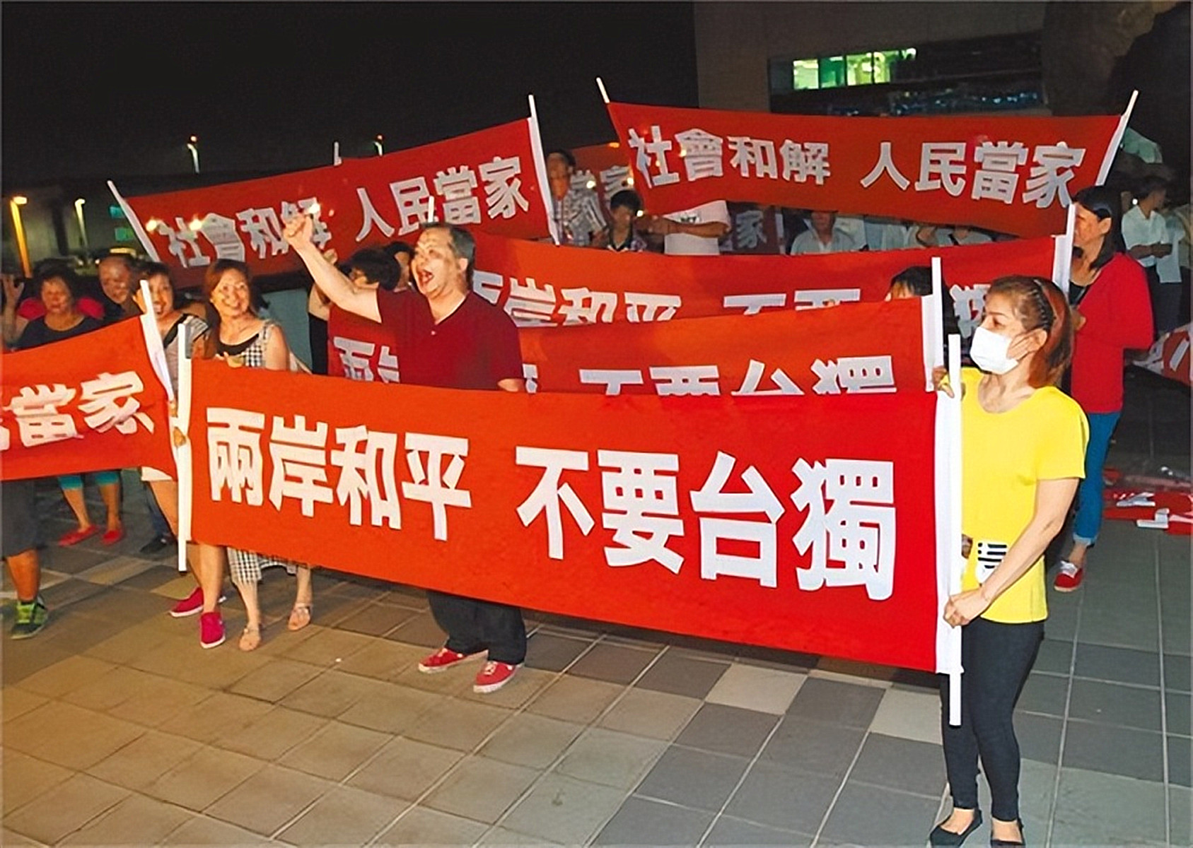 台湾问题美国角色_张召忠说不与262合作了_张召忠军事分析