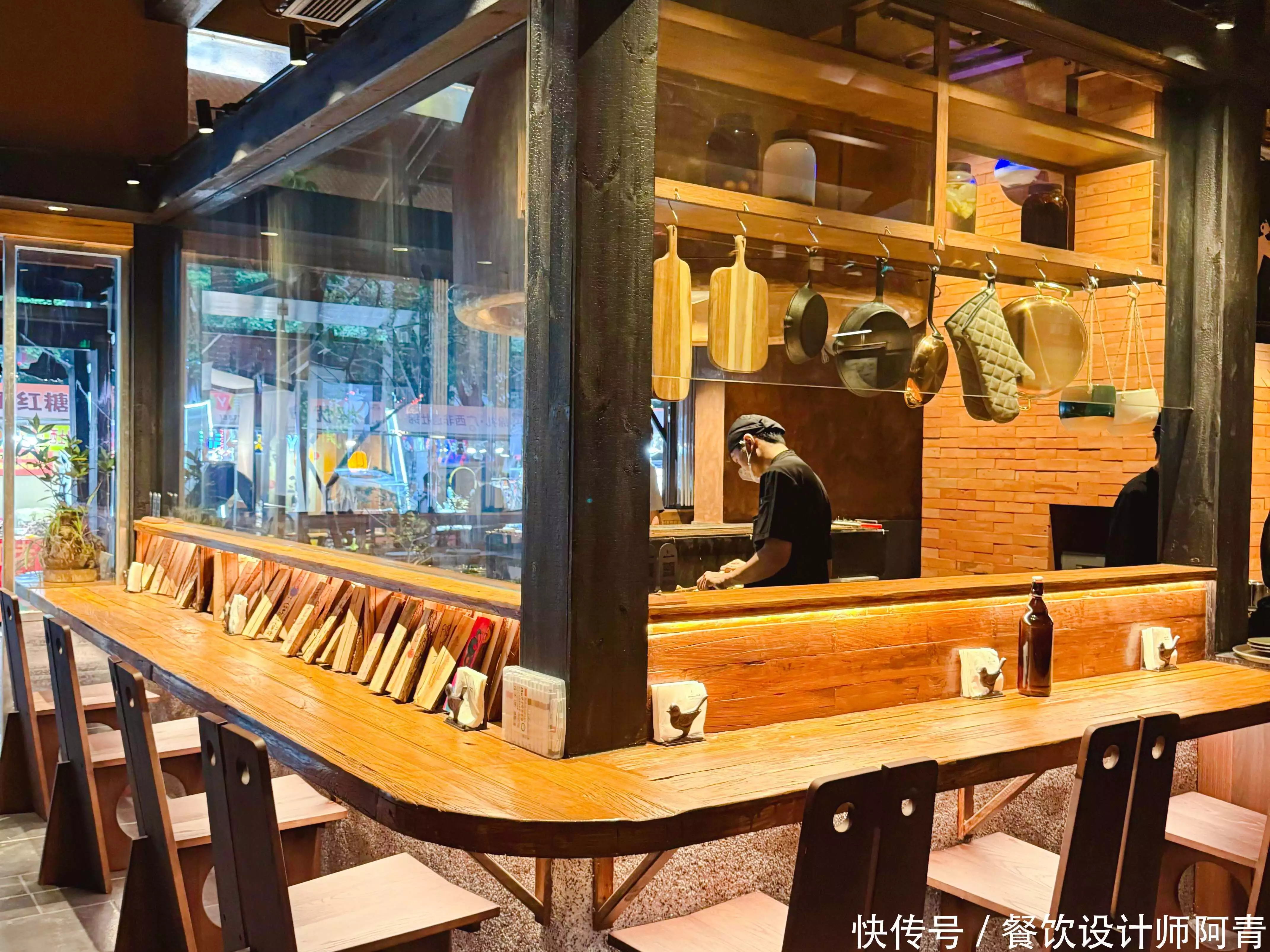 南宁金外滩_南宁餐厅设计公司_南宁餐饮全案设计