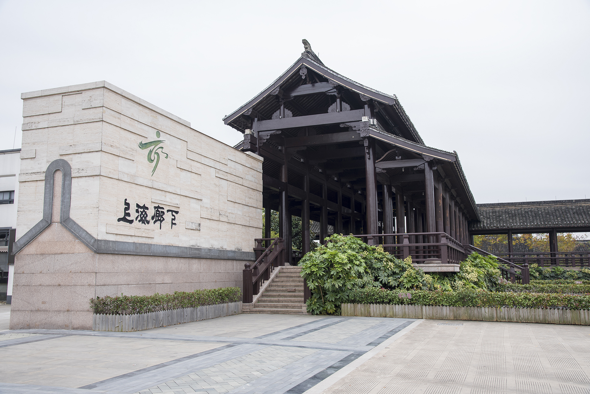 上海到金山沙滩_枫泾古镇_金山城市沙滩