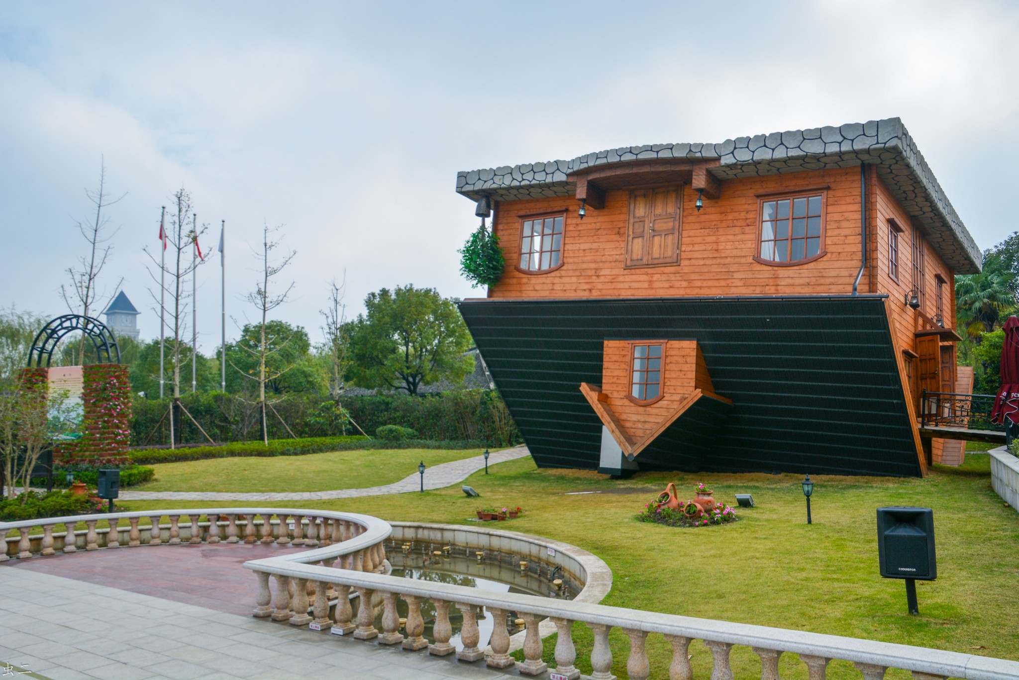 上海到金山沙滩_金山城市沙滩_枫泾古镇