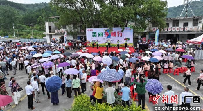 广西河池交通安全宣传_河池市巴马瑶族自治县_巴马瑶族交通安全活动