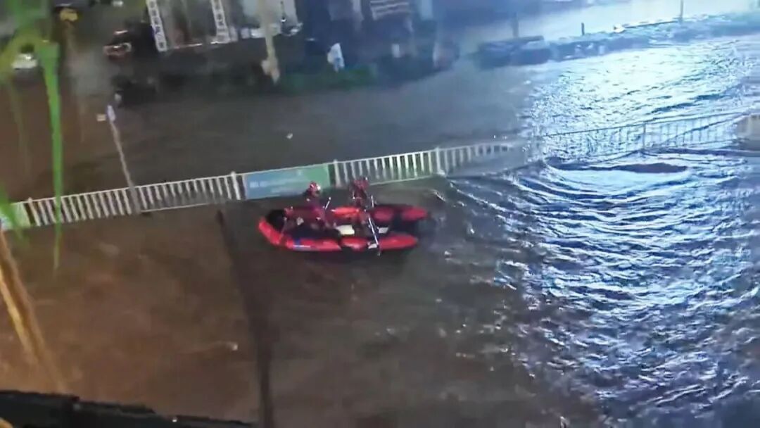 广西东兰县洪涝灾害_河池市巴马瑶族自治县_广西巴马内涝救援