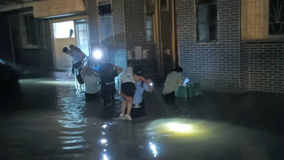 河池市巴马瑶族自治县_广西东兰县洪涝灾害_广西巴马内涝救援