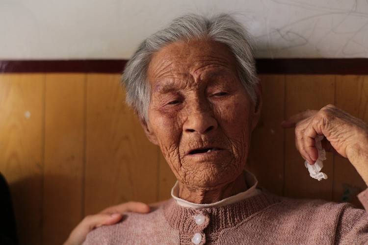 慰安妇幸存者纪录片二十二 韦绍兰老人 日本政府赔偿诉求 中国慰安妇历史研究_日本慰安妇事件的启示