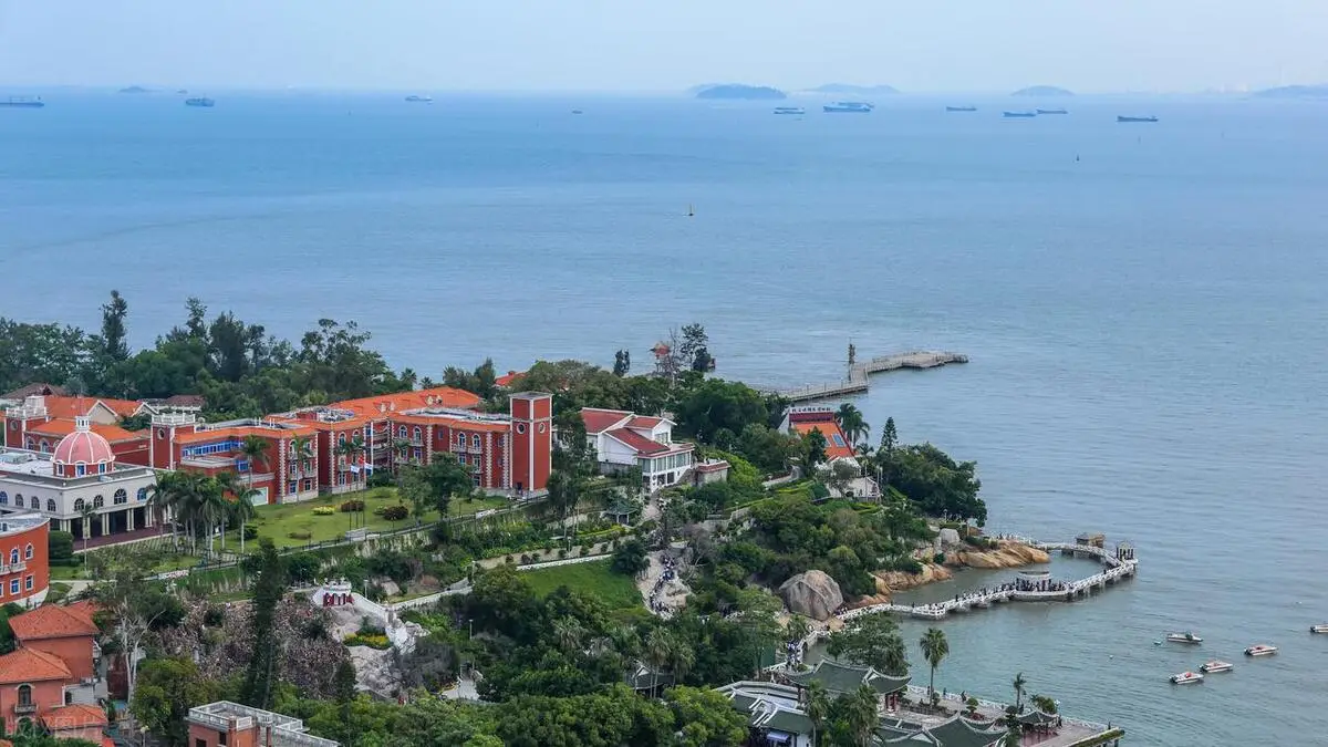 厦门旅游攻略_厦门瑞颐大酒店地址_厦门著名景点推荐