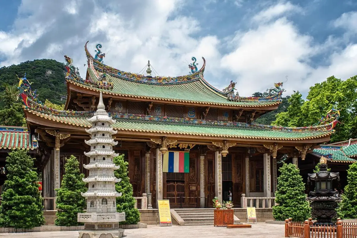 厦门著名景点推荐_厦门瑞颐大酒店地址_厦门旅游攻略
