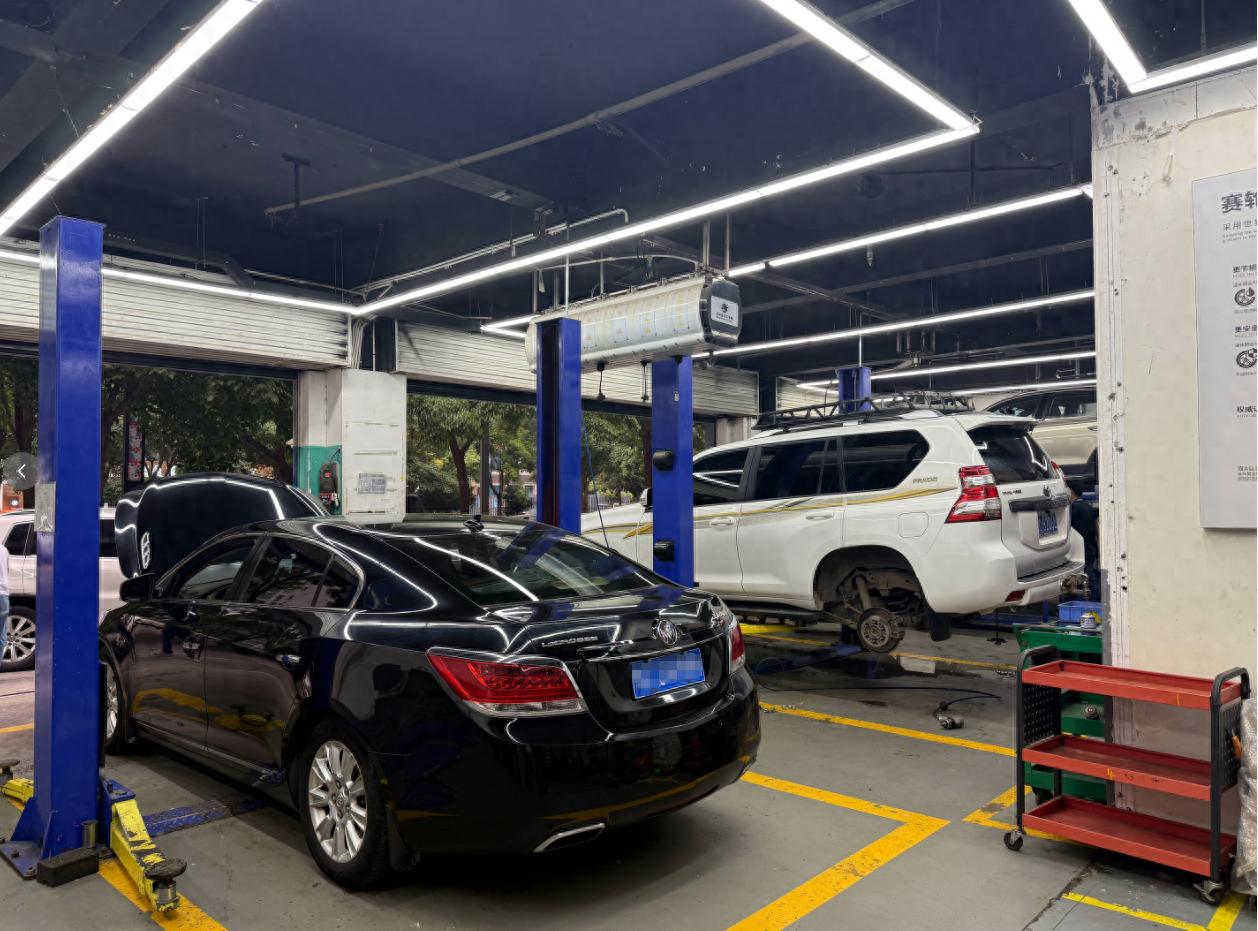 洛阳中高端车专业维修服务_洛阳正伟汽修展览路店中高端车维修推荐_高端车维修